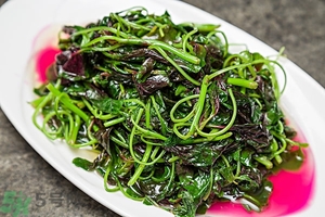 莧菜吃多了有什么壞處？莧菜吃多了大便紅色好嗎？