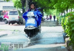 電動(dòng)車(chē)可以淋雨嗎?電動(dòng)車(chē)淋雨會(huì)壞嗎