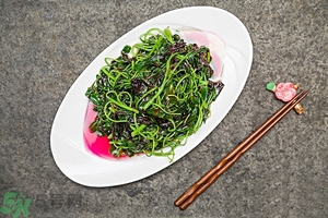 莧菜吃多了有什么壞處？莧菜吃多了大便紅色好嗎？