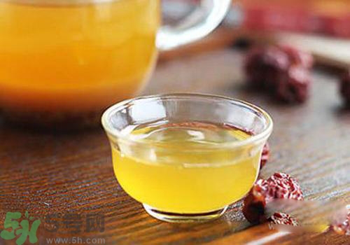 一天喝多少蜂蜜水合適？怎么正確喝蜂蜜水？