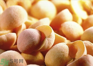 懷孕初期能吃水蜜桃嗎？孕早期吃水蜜桃好嗎？哺乳期能吃水蜜桃嗎？