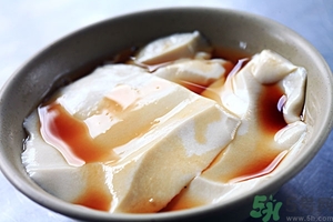 在家怎么制作豆腐腦？怎么制作豆腐腦呢？