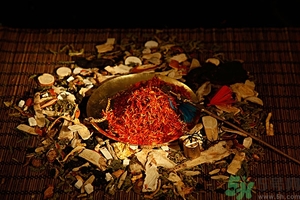 陳皮長(zhǎng)霉還可以吃嗎？陳皮上有發(fā)霉了怎么辦？