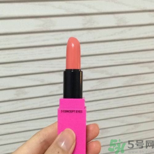 怎么選擇適合自己的口紅顏色？口紅顏色怎么選？