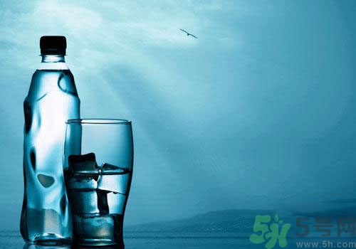 礦泉水和純凈水的區(qū)別是什么？礦泉水和純凈水哪個(gè)好？
