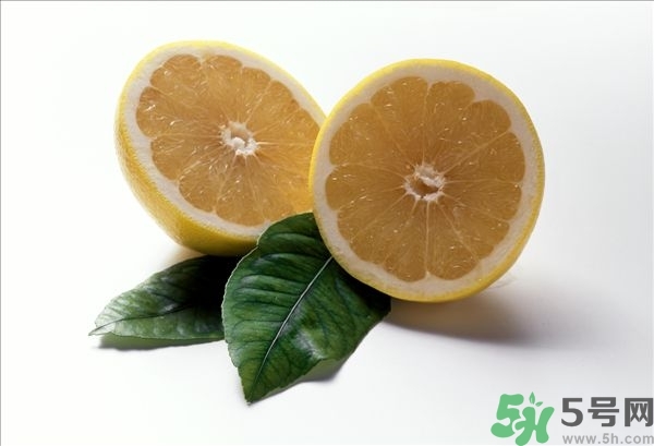 柚子是熱性的嗎？吃柚子要注意什么？