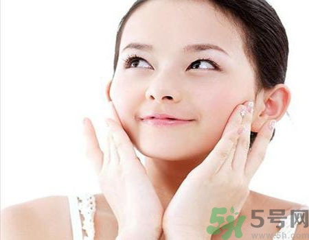 卸妝油怎么用？卸妝油的正確使用方法