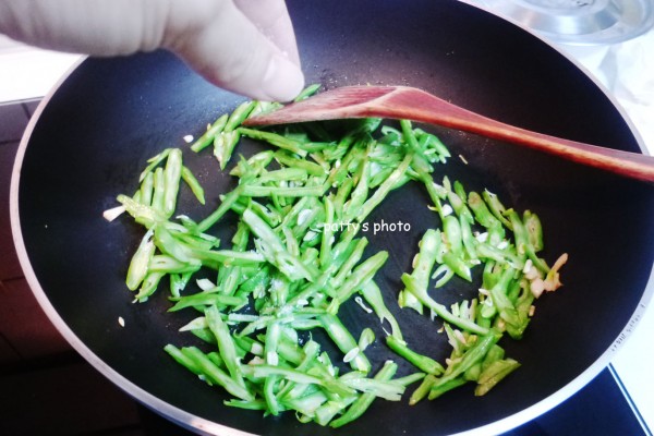 豆角隔夜還能吃嗎？隔夜的豆角能吃嗎？