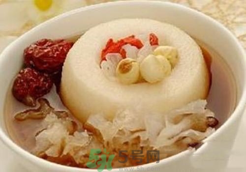 冰糖雪梨要去核嗎？燉冰糖雪梨要去核嗎？