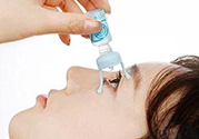 眼藥水一天滴多少次？眼藥水一次滴多少滴？