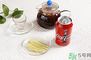 可樂能和咖啡一起喝嗎？咖啡和碳酸飲料能一起喝嗎？