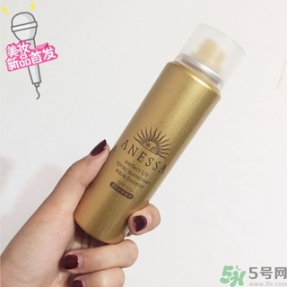 安耐曬噴霧和乳液哪個好？安耐曬噴霧和乳液區(qū)別