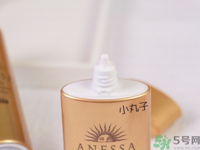 安耐曬噴霧怎么樣？安耐曬噴霧好用嗎？