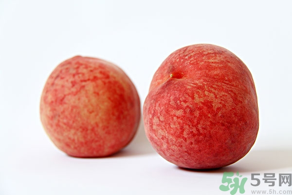 桃子裂口是什么原因？表面有裂口的桃子能吃嗎？