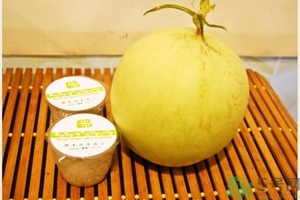 香瓜里面有紅點(diǎn)能吃嗎？香瓜瓤里面有紅點(diǎn)還能吃嗎？