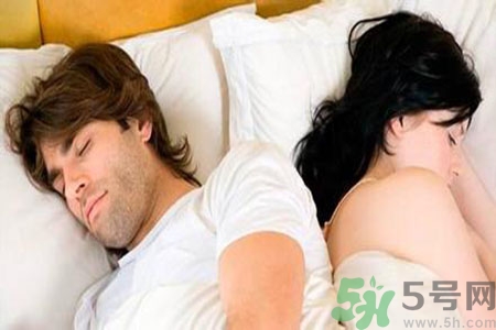 怎么根據(jù)自己的尺寸選擇避孕套？避孕套的尺寸應(yīng)該怎么選？