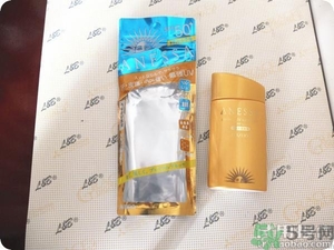 安耐曬為什么那么?。堪材蜁袷撬疇钜后w的嗎？