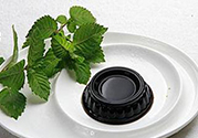 仙草是龜苓膏嗎？仙草和龜苓膏的區(qū)別？