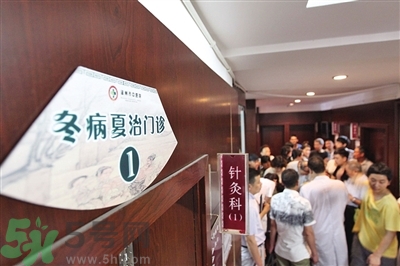 經(jīng)期可以貼三伏貼嗎？來月經(jīng)可以貼三伏貼嗎？