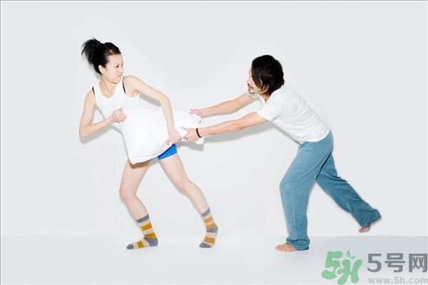 愛(ài)上姐姐的男朋友怎么辦？愛(ài)上不該愛(ài)的人怎么辦？