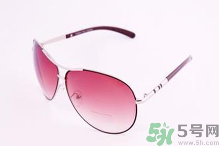太陽鏡什么材質(zhì)好？太陽鏡什么材質(zhì)的鏡片好？