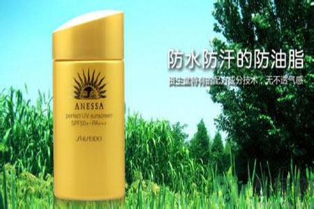 安耐曬和水寶寶哪個好？安耐曬防曬霜和水寶寶哪個好？