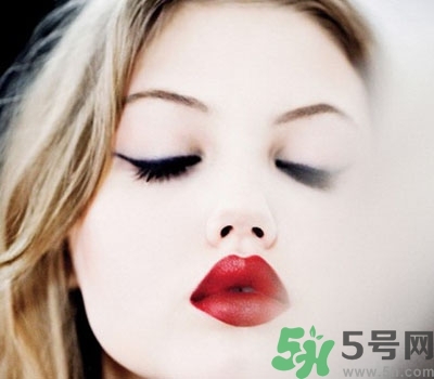 口紅哪個(gè)牌子好？口紅怎么涂好看？