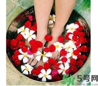 夏天泡腳好嗎？夏天用什么泡腳最好？