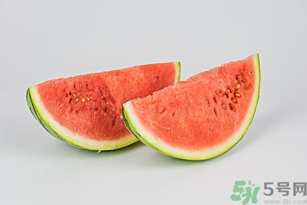 西瓜沒熟透可以吃嗎？西瓜不好吃怎么做好吃？