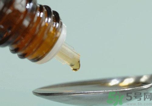 藿香正氣水和感冒藥能一起吃嗎？藿香正氣水不能和什么一起吃？