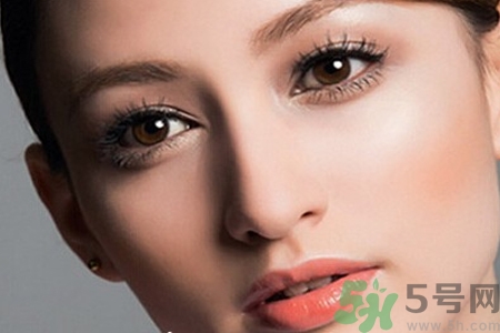 臥蠶怎么畫？臥蠶眼妝畫法步驟？