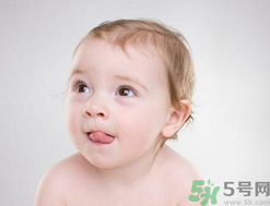 寶寶吃什么對頭發(fā)好？寶寶頭發(fā)發(fā)黃怎么辦？