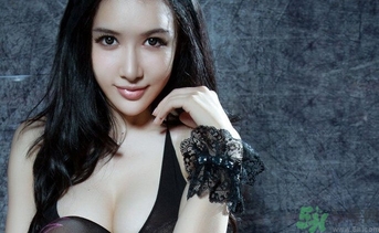 美瞳帶著磨眼睛咋辦？戴美瞳眼睛紅怎么辦？