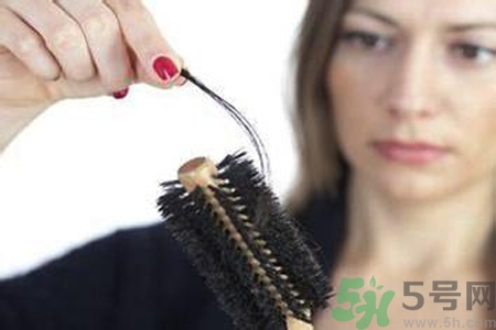 生完寶寶掉頭發(fā)怎么辦？生完寶寶掉頭發(fā)原因？