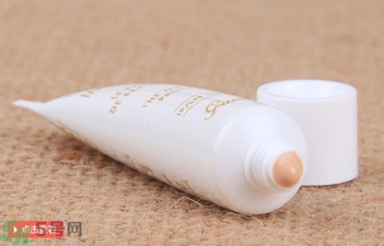 臉部防曬用什么護膚品好？臉上防曬哪個牌子好？