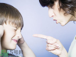 孩子性格內(nèi)向懦弱怎么辦？孩子性格內(nèi)向懦弱的原因？