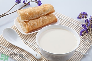 豆奶粉結(jié)塊還能喝嗎？豆奶粉分層還能喝嗎？