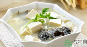 孕婦喝鯽魚湯有什么好處？孕婦喝鯽魚湯的功效與作用