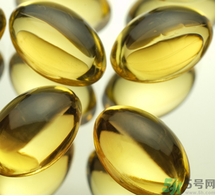 魚肝油可以補鈣嗎？魚肝油可以和鈣片一起吃嗎？