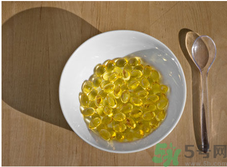 寶寶吃魚肝油會(huì)拉肚子嗎？寶寶吃魚肝油拉肚子怎么辦？