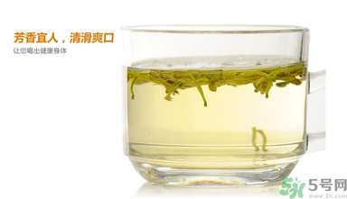 金銀花可以和羅漢果一起泡水喝嗎？羅漢果金銀花茶功效及做法