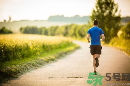 大量排汗真的可以抗癌嗎？運動可以防癌嗎？