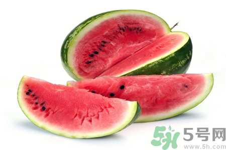 口腔潰瘍可以吃西瓜嗎？口腔潰瘍能不能吃西瓜？