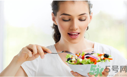 秋季如何保養(yǎng)腸胃？秋季吃什么對腸胃好？