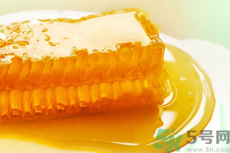 口腔潰瘍可以吃蜂蜜嗎？口腔潰瘍能不能吃蜂蜜？