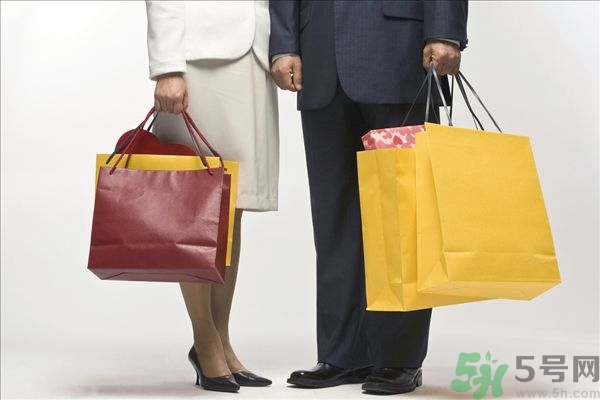 老想買(mǎi)衣服怎么辦？總是想買(mǎi)衣服怎么辦？