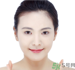 秋季用什么護(hù)膚品好？秋季護(hù)膚注意事項(xiàng)