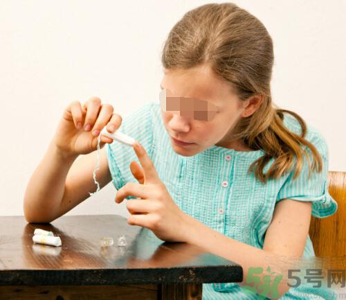 用衛(wèi)生棉條可以游泳嗎？游泳后要更換衛(wèi)生棉條嗎？