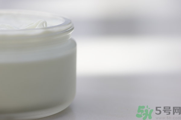 妝前乳有必要用嗎？妝前乳什么時候用？