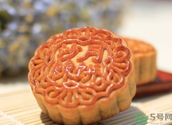 中秋節(jié)為什么要吃月餅？月餅的來(lái)歷